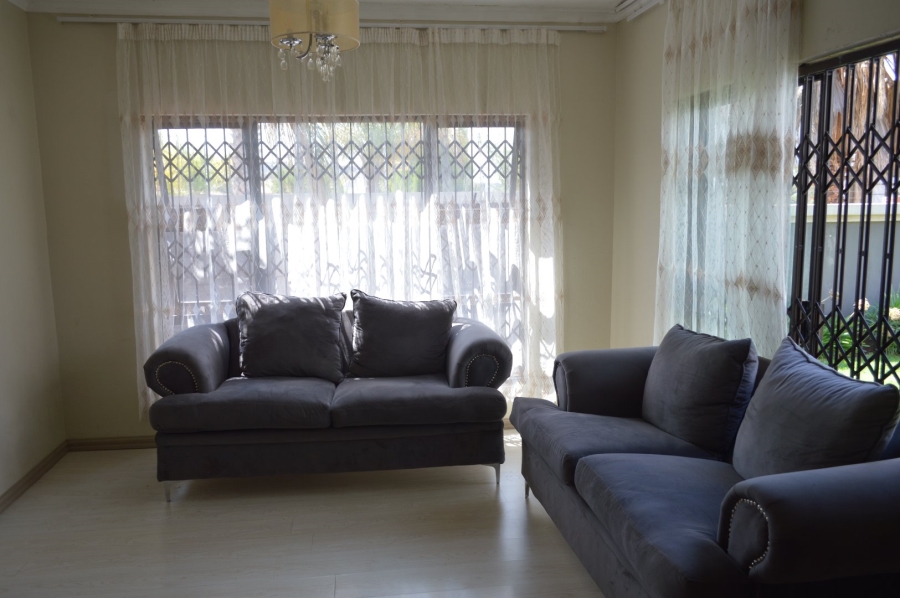 5 Bedroom Property for Sale in Doringkruin North West